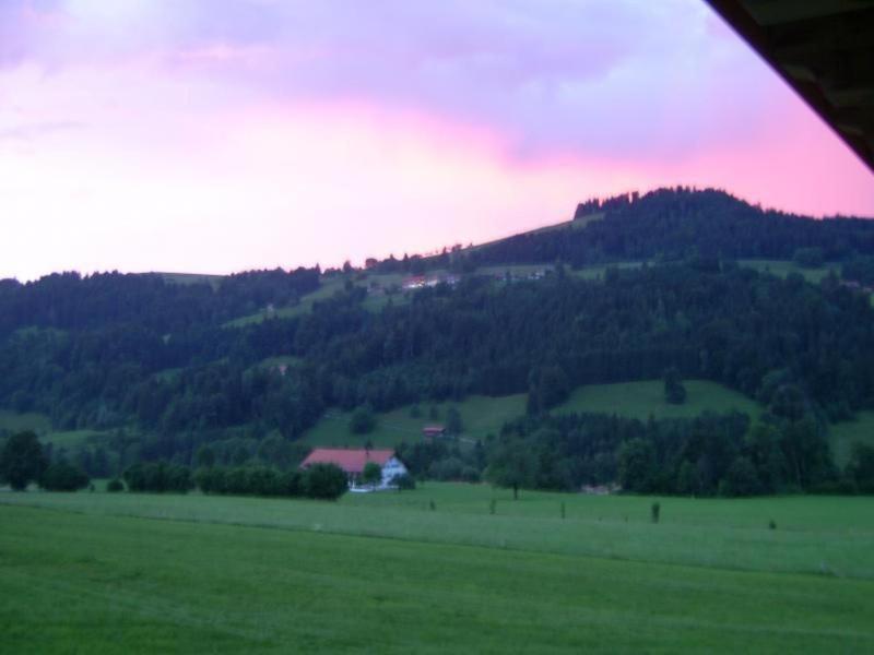 Ferienwohnung Am Waldrand, Ideal Fuer Bergsport Oberstaufen Exterior foto